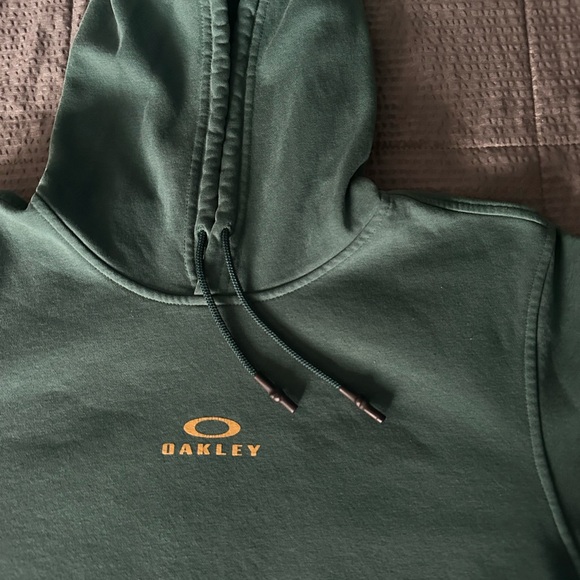 Oakley Dark Green Logo Hoodie - Picture 2 of 4